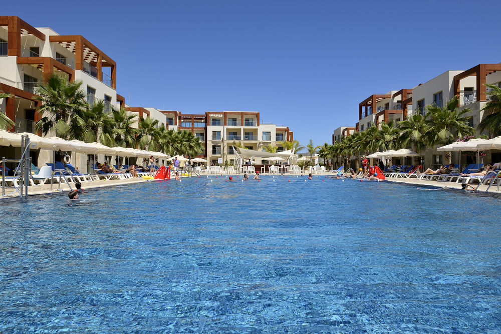 Sundance Suites Hotel Тургутрейс Экстерьер фото